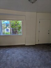 7407 Alvarado Rd in La Mesa, CA - Building Photo - Building Photo