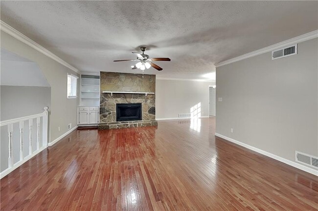 4505 Laurie Ln SW in Powder Springs, GA - Building Photo - Building Photo