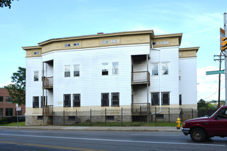 808 Cleveland Ave in Cincinnati, OH - Building Photo - Building Photo