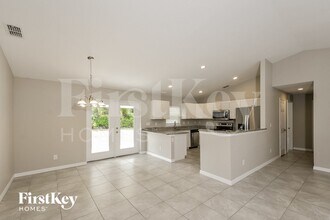 7252 Sea Mist Dr in Port Charlotte, FL - Building Photo - Building Photo