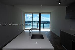 650 NE 32nd St, Unit # 3306 in Miami, FL - Building Photo - Building Photo