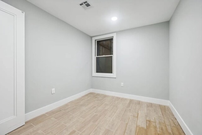 806 13th St, Unit Apt 2- Ground Level in Union City, NJ - Foto de edificio - Building Photo