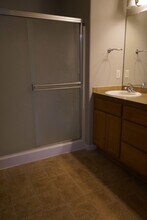 4316 NE 58th Cir in Vancouver, WA - Building Photo - Building Photo