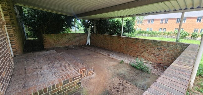3104 Hillsboro Rd SW in Huntsville, AL - Building Photo - Building Photo