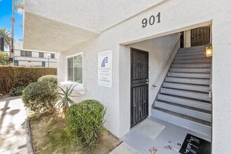 901 W. Pacific Ave in Long Beach, CA - Building Photo - Building Photo