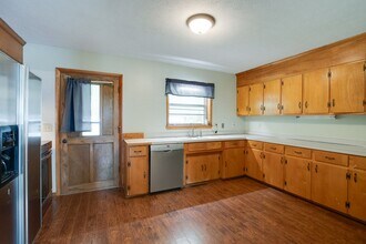 3902 McCally Pl in Huntsville, AL - Building Photo - Building Photo