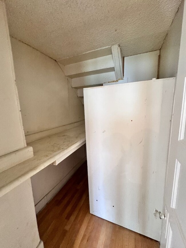 963 Price St in Pomona, CA - Building Photo - Building Photo