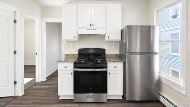 50 Parker Ave in Poughkeepsie, NY - Building Photo - Building Photo