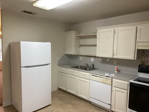 2003 Windward Dr in Killeen, TX - Building Photo - Building Photo