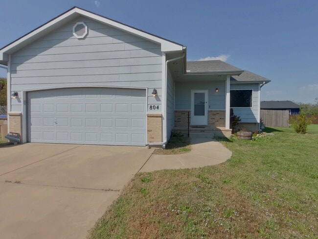 property at 804 N Longview Ct