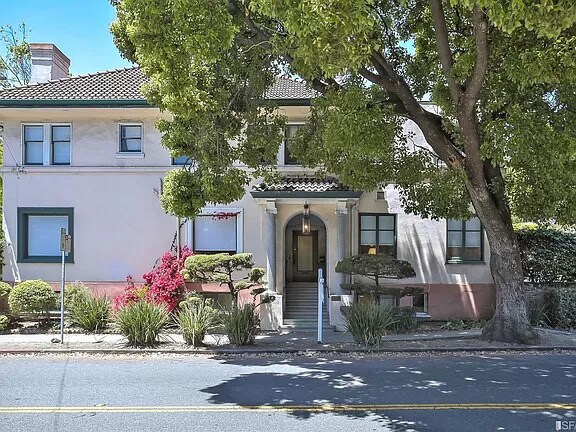 3050 College Ave, Unit 1 in Berkeley, CA - Foto de edificio