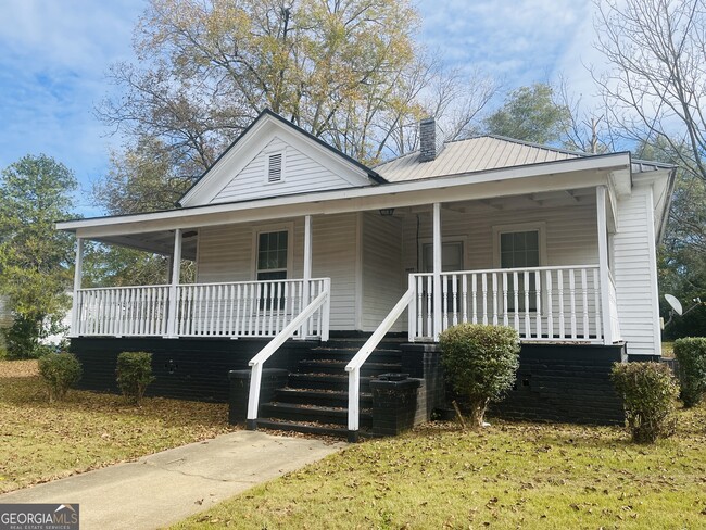 1407 Elm St in Lagrange, GA - Building Photo - Building Photo