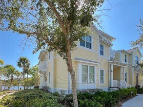 340 Sapphire Lake Dr, Unit 101 in Bradenton, FL - Building Photo - Building Photo