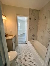 1630 NW 35th St, Unit 1 in Miami, FL - Building Photo - Building Photo