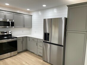 9502 Doewood Ln in Louisville, KY - Building Photo - Building Photo