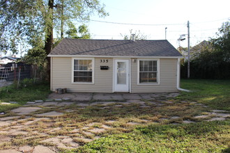 335 W 6th St in Fremont, NE - Building Photo - Building Photo