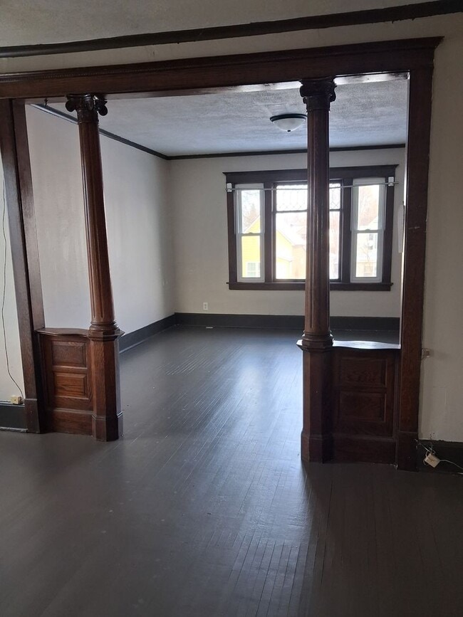 property at 310 S 8th Ave W