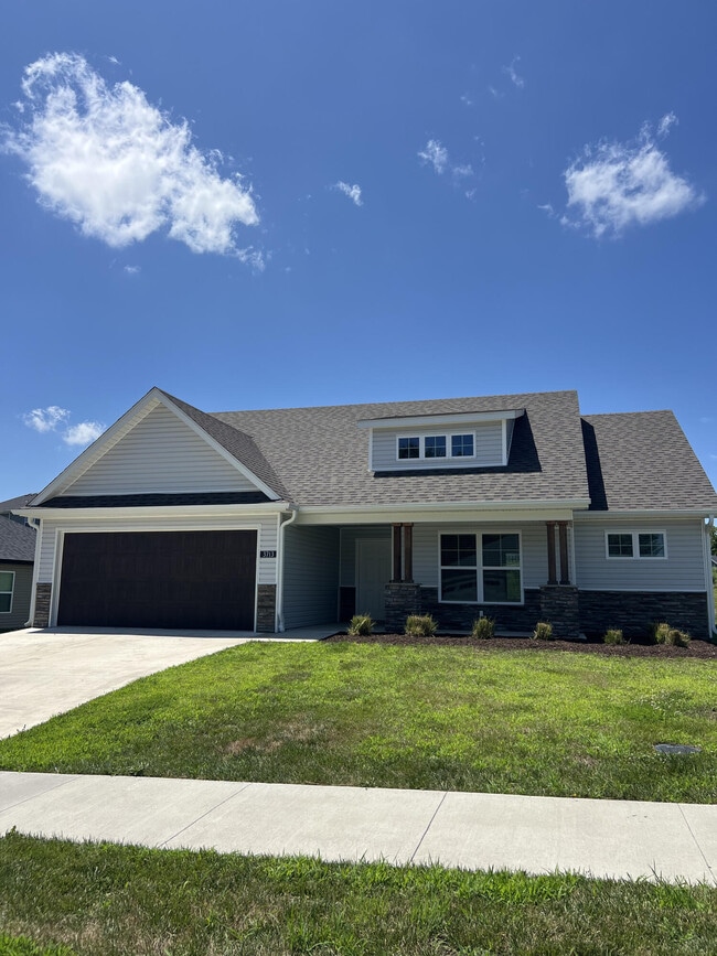 property at 3713 Swan Ct