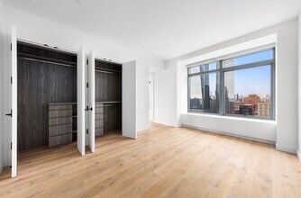 123 Washington St, Unit 30B in New York, NY - Building Photo - Building Photo