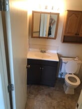 5950 Andrews Rd in Mentor On The Lake, OH - Foto de edificio - Building Photo