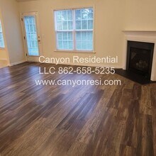 3320 Trenchard Ln in Winston-Salem, NC - Building Photo - Building Photo