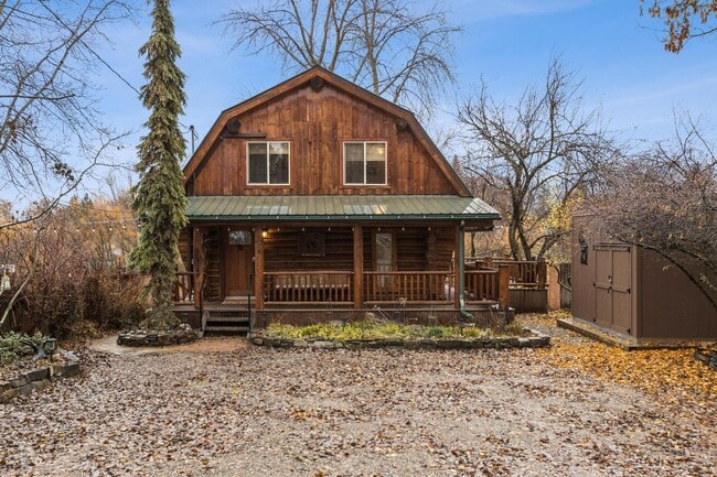 214 W 6th St in Whitefish, MT - Building Photo - Building Photo