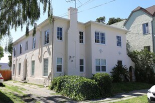 2924 Florence St, Unit C in Berkeley, CA - Building Photo