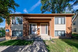 755 N Maple Rd in Ann Arbor, MI - Building Photo