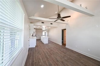 401 Nursery Ave in Metairie, LA - Building Photo - Building Photo