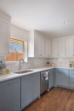 6233 E University Blvd in Dallas, TX - Building Photo - Building Photo