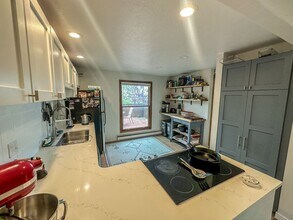 4196 Greenbriar Blvd in Boulder, CO - Building Photo - Building Photo