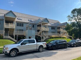 623 Iowa Ave in Iowa City, IA - Building Photo