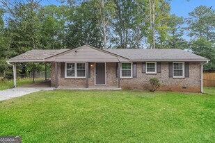 1612 Lamont Ave in Conley, GA - Building Photo