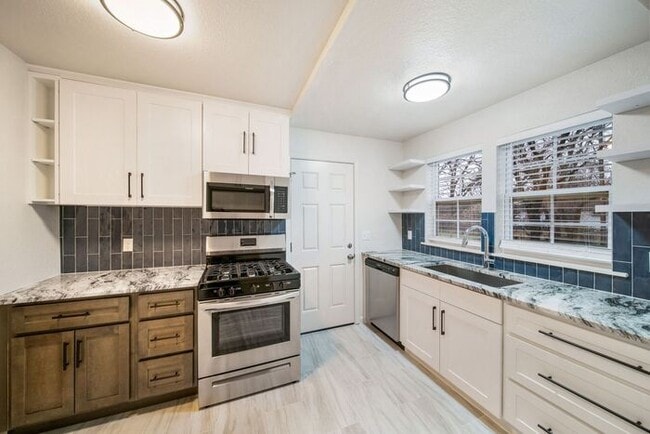 property at 4141 N Frankfort Ave