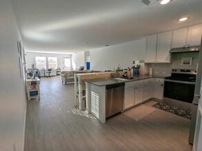 5730 Repeating Wy in Von Ormy, TX - Building Photo - Building Photo