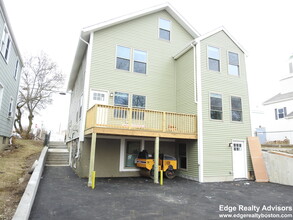 480 Fulton St, Unit 1 in Medford, MA - Building Photo - Building Photo