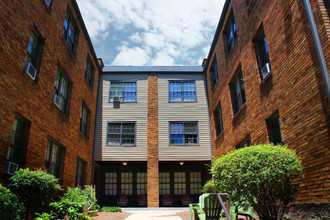 Hermosa in Birmingham, AL - Foto de edificio - Building Photo