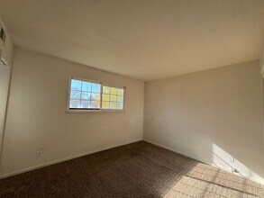 6049 Cherrelyn Way in Carmichael, CA - Building Photo - Building Photo