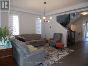 838 Crossgate St in Ottawa, ON - Building Photo - Building Photo