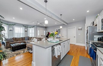 4 Sumner St, Unit 1 in Boston, MA - Building Photo - Building Photo