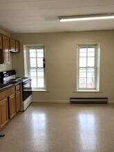 212 E King St in Shippensburg, PA - Building Photo - Building Photo