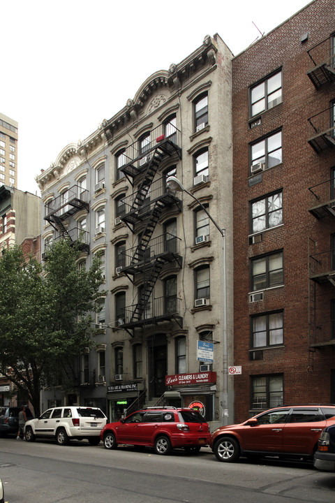 217 East 29th in New York, NY - Building Photo