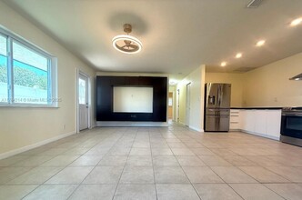 5160 SW 26th Ave in Fort Lauderdale, FL - Building Photo - Building Photo