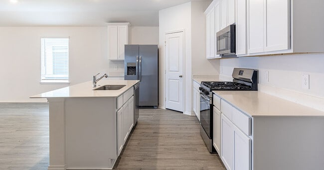 Broadway at Tamarron Rental Homes in Fulshear, TX - Building Photo - Building Photo