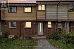 1444 Foxwell St in Ottawa, ON - Building Photo