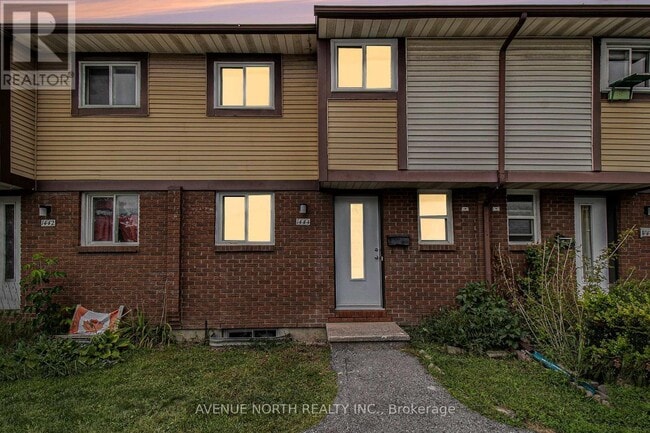 property at 1444 Foxwell St