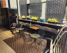 The Hickory in Champaign, IL - Building Photo - Building Photo