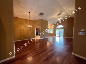 520 Birch Ct in Rifle, CO - Building Photo - Building Photo