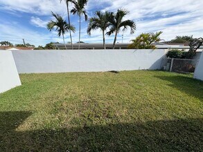 3851 SW 119th Ave in Miami, FL - Building Photo - Building Photo