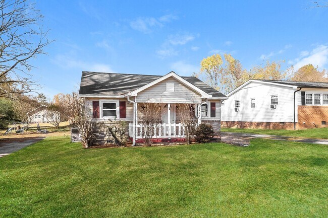 property at 2909 Glendale Ave